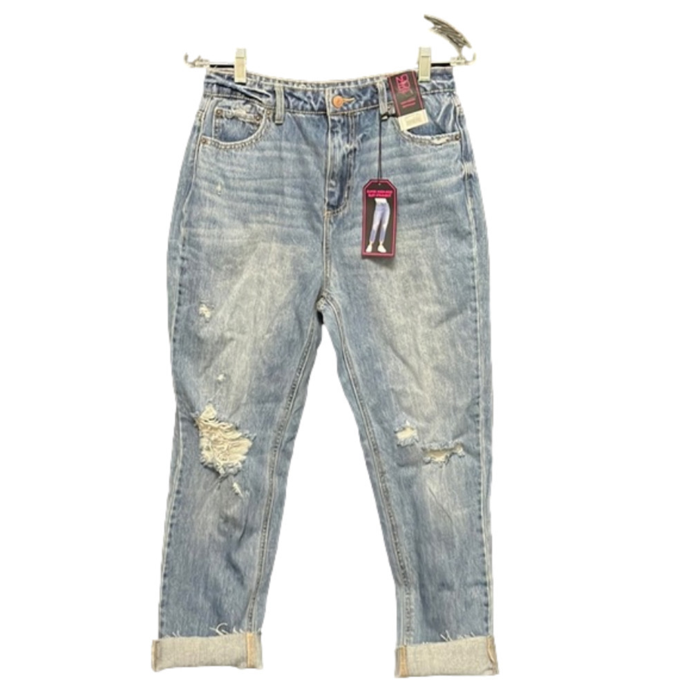 𝅺NO Boundaries- super high rise slim straight cropped jeans